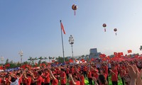 Không khí cổ vũ tại Nghệ An. Ảnh: Cảnh Huệ