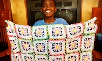 12 tuổi kiếm hàng nghìn đô la từ đan len