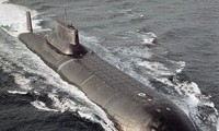Một tàu ngầm Nga, NATO định danh là lớp Typhoon, hay theo phía Nga là Akula (cá mập)