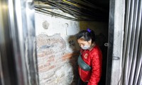 Ngõ &apos;lạ&apos; ở Hà Nội: Đám hỏi &apos;không tráp&apos;, người mất không đóng áo quan