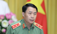 Trung tướng Lê Quốc Hùng: Nghiên cứu phát triển máy bay không người lái cho cảnh sát cơ động
