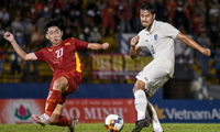 Thua Việt Nam, HLV tuyển U19 Thái Lan chua chát: ‘Mắng gì tôi cũng chịu’ 
