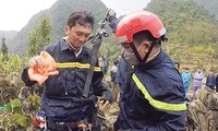 Thiếu tá Thành trong lần xuống hang sâu ở Hà Giang cứu thi thể