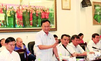 Ông Nguyễn Hồng Thanh phát biểu tại Hội nghị BCH LĐ bóng đá VN lần 6 khóa 8 ngày 13/5/2020. Theo ông Hồng Thanh, Phó Chủ tịch phụ trách tài chính VFF phải là một doanh nhân có uy tín, giỏi kiếm tiền và thạo về truyền thông Ảnh: CTV 