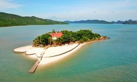 Vụ các đại gia chiếm đảo trên vịnh Bái Tử Long đang “chìm xuồng” trước lời hứa xử lý nghiêm, không có vùng cấm của UBND tỉnh Quảng Ninh 