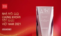 Giải thưởng &apos;Nhà môi giới chứng khoán tốt nhất Việt Nam 2021&apos; gọi tên chứng khoán SSI