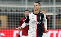 Cristiano Ronaldo đi đầu trong việc giảm lương ở Juventus.