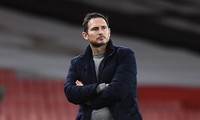 HLV Frank Lampard hứa thay đổi đội hình Chelsea sau trận thua Arsenal.