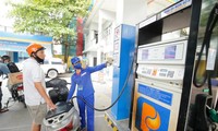 Giá xăng dầu giữ ở mức cao kỷ lục (ảnh minh họa)