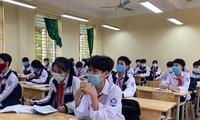 Thi vào lớp 10 trường công lập ở Hà Nội: Cân nhắc để tránh trượt oan