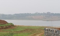 Môi giới quảng bá lô đất hơn 4.000m2 với giá 5 triệu đồng/m2 ven hồ Ðồng Chanh (Lương Sơn, Hòa Bình) có thể lãi tiền tỷ ngay trong ngày