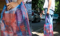 Ở nhà mùa dịch, cô gái 9x làm túi xách thời trang tái chế từ nilon