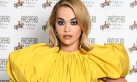Tổ chức tiệc giữa dịch COVID-19, ca sĩ Rita Ora xin lỗi và chịu nộp phạt số tiền &apos;khủng&apos;