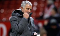 Mourinho hiện còn một năm rưỡi hợp đồng với Man Utd. Ảnh: Reuters.