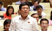 Đại biểu Quốc hội Phan Nguyễn Như Khuê, Trưởng Ban Tuyên giáo Thành ủy TPHCM trả lời báo chí tối 1/9
