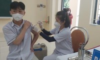 Thanh Hoá thông tin về sức khoẻ 86 học sinh phản ứng sau tiêm vắc xin