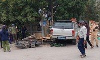 Khởi tố tài xế xe biển xanh tông chết 2 người bán hoa quả ở Thanh Hóa