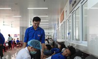 Trao 3.000 suất cơm đến bệnh nhân khó khăn tại Quảng Bình