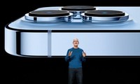 CEO Tim Cook của Apple giới thiệu hệ thống camera tiên tiến trên iPhone 13 Pro mới.