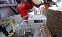 Robot &apos;thợ xây&apos; có năng suất bằng 10 công nhân 