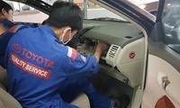 Xe Toyota lỗi túi khí Takata được thay thế ra sao?