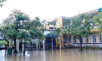 Đã có người chết, hơn 2.600 học sinh tại TT-Huế nghỉ học do ảnh hưởng áp thấp nhiệt đới và mưa lớn
