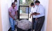 Nhóm người đào giếng ở Sri Lanka thấy tảng đá lạ, không ngờ nó có giá hàng nghìn tỷ đồng