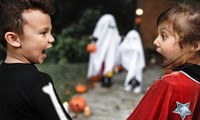 Halloween bàn chuyện rùng mình: Vì sao một số người “gặp ma”, những người khác thì không?
