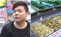Thanh niên Trung Quốc ăn chân giò heo, tôm hết cả khay bị chủ nhà hàng buffet cấm cửa, cư dân mạng tranh cãi