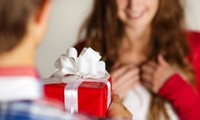 Trắc nghiệm: Điểm đặc biệt nhất của bạn là gì? Hãy tìm hiểu qua cách bạn tặng quà!