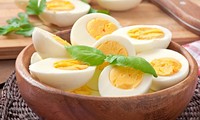 Vô tư ăn trứng mà không biết những &apos;đại kỵ&apos; này có thể khiến bạn ngộ độc, kết sỏi trong phổi