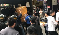 Cận cảnh khám xét chuỗi cửa hàng Nhật Cường mobile