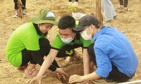 “Hành trình xanh 2021” còn rất nhiều hoạt động tập thể gắn kết các tình nguyện viên - Ảnh Đội CTXH