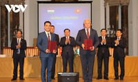 Chủ tịch Quốc hội Vương Đình Huệ dự Diễn đàn hợp tác giáo dục Việt Nam - Hungary