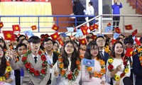 Cuộc thi “Sinh viên Việt Nam – hát mãi bản hùng ca” nhằm khơi dậy tình yêu quê hương, đất nước, tự hào dân tộc cho sinh viên Việt Nam.
