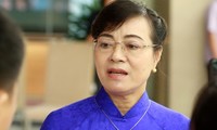 ĐB Nguyễn Thị Quyết Tâm trả lời báo chí sáng nay