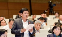 Quốc hội sẽ bãi nhiệm đại biểu Quốc hội Phạm Phú Quốc bằng hình thức bỏ phiếu kín