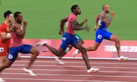 Người &apos;kế vị&apos; Tia chớp Usain Bolt: từ HCV nhảy xa &apos;biến hình&apos; thành chân chạy số 1 Olympic