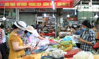 Gần ngàn ca nhiễm mỗi ngày, Đà Nẵng chỉ đóng quầy hàng có F0, không đóng cửa cả chợ 
