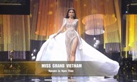 Bán kết Miss Grand International 2020: Ngọc Thảo catwalk thần sầu, hất váy cực ấn tượng
