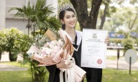 Á hậu Phương Anh xứng danh “con nhà người ta” với số điểm tốt nghiệp ĐH cao nhất ngành