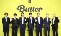 BTS khiến người hâm mộ tan chảy với giai điệu tươi sáng và vũ đạo đỉnh cao của MV &quot;Butter&quot;