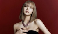 Lisa BLACKPINK khoe màu tóc mới nhưng thân hình &quot;đỉnh của chóp&quot; lại khiến netizen náo loạn
