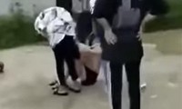 Nhóm nữ sinh THCS ở Bắc Giang đánh nhau rồi quay clip đăng lên mạng vì &quot;yêu cùng bạn trai&quot;