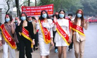 Hoa hậu Đỗ Thị Hà cùng hai Á hậu lan tỏa thông điệp nhân văn của ngày Chủ Nhật Đỏ