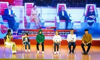 Buổi họp mặt của “con nhà người ta”: Các siêu trí tuệ Việt chia sẻ cuộc sống hậu nổi tiếng