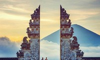 Các tín đồ ưa xê dịch phải lỡ hẹn với “hòn đảo thiên đường” Bali đến hết năm 2020