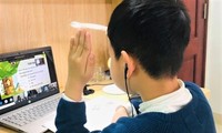 Học sinh Hà Nội bắt đầu học trực tuyến từ 1/2 theo thời khoá biểu chung của trường