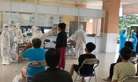 Những ngày qua, trung tâm cách ly tập trung F0 ở quận Tân Phú, TPHCM đã đi vào hoạt động và tiếp nhận hàng chục bệnh nhân COVID-19 không triệu chứng. 