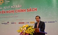  Phó Thống đốc NHNN Nguyễn Kim Anh phát biểu tại Diễn đàn.